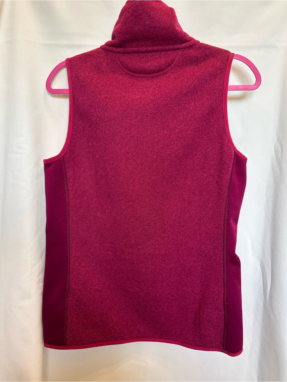 Patagonia Women's Bright Pink Zip Fleece Vest - Picture 3 of 3